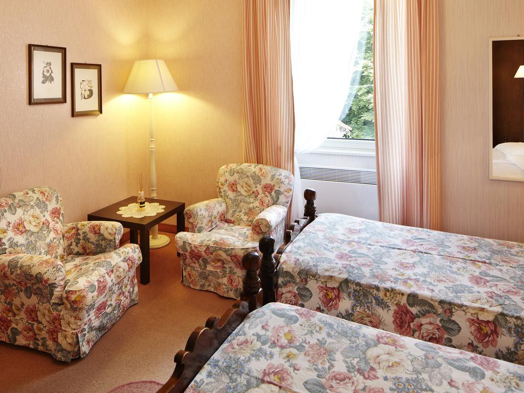 Lanzo dʼIntelvi Albergo Milano Snc חדר תמונה