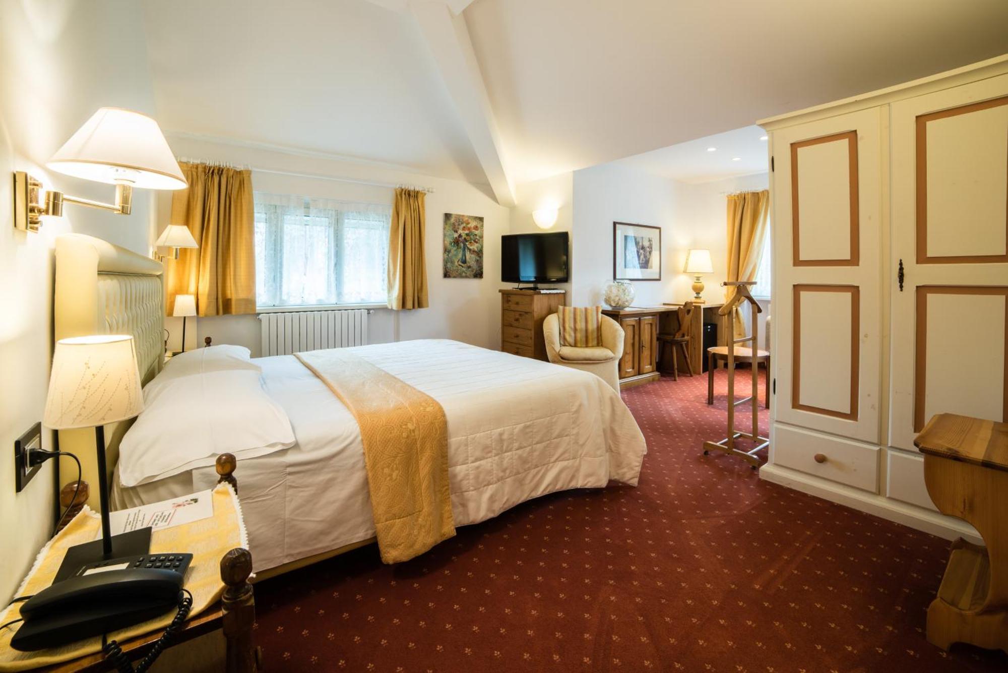 Lanzo dʼIntelvi Albergo Milano Snc מראה חיצוני תמונה